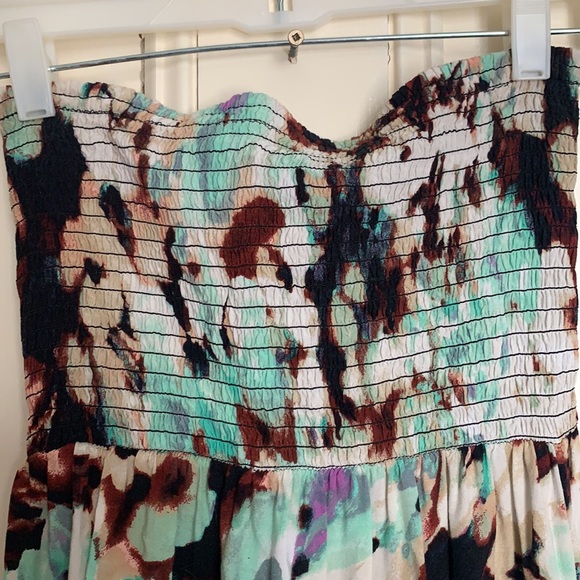 Summer dress - Picture 2 of 4